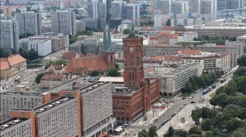 Поворотная камера в центре Берлина